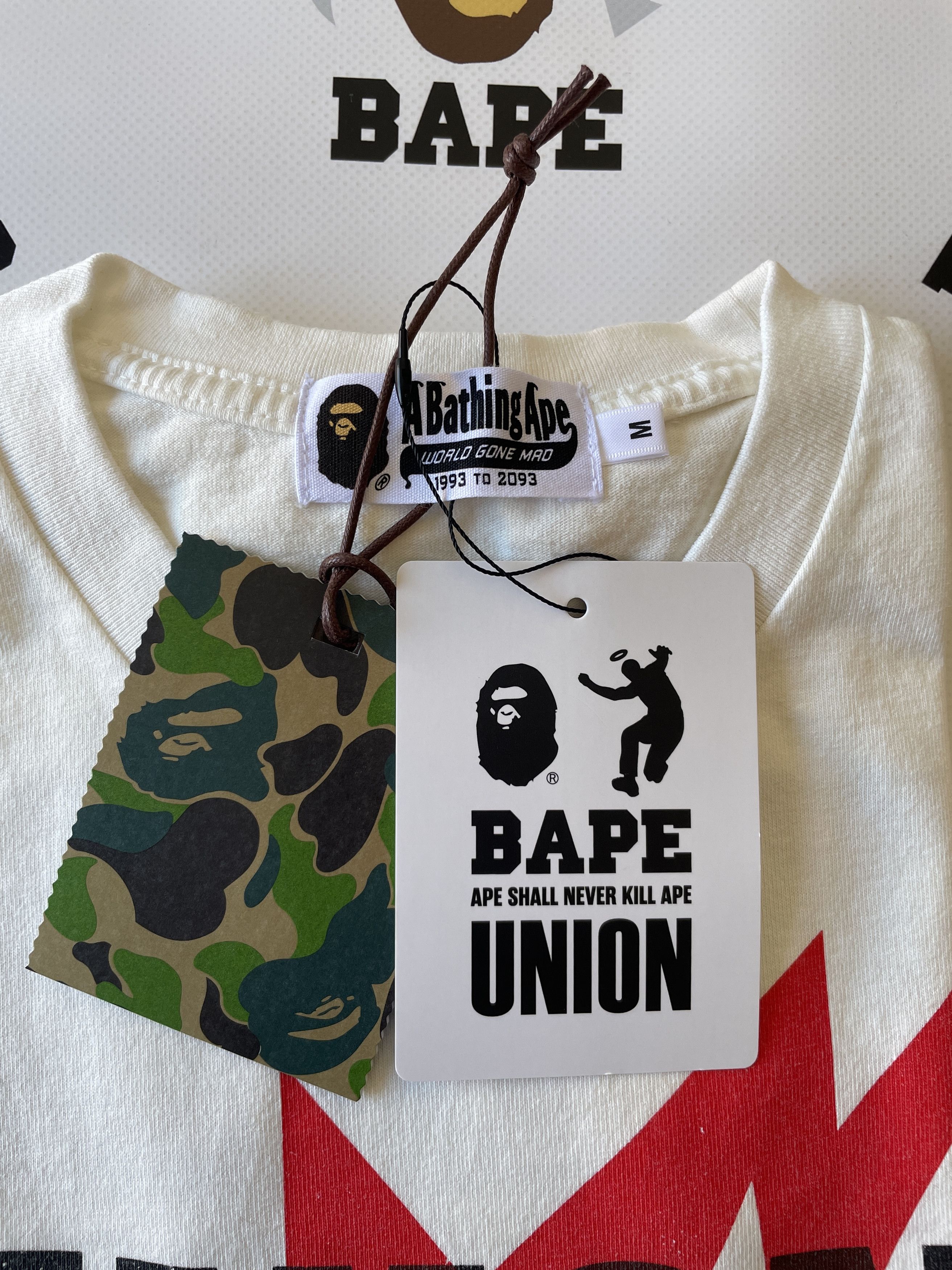 Bape × Union LA BAPE X UNION WASHED STA TEE Size US M / EU 48-50 / 2 - 7 Thumbnail