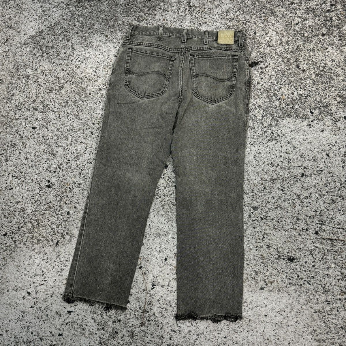Vintage Sun Faded Thrashed Distressed Lee Jeans ERD Grunge Style Size US 31 - 5 Thumbnail