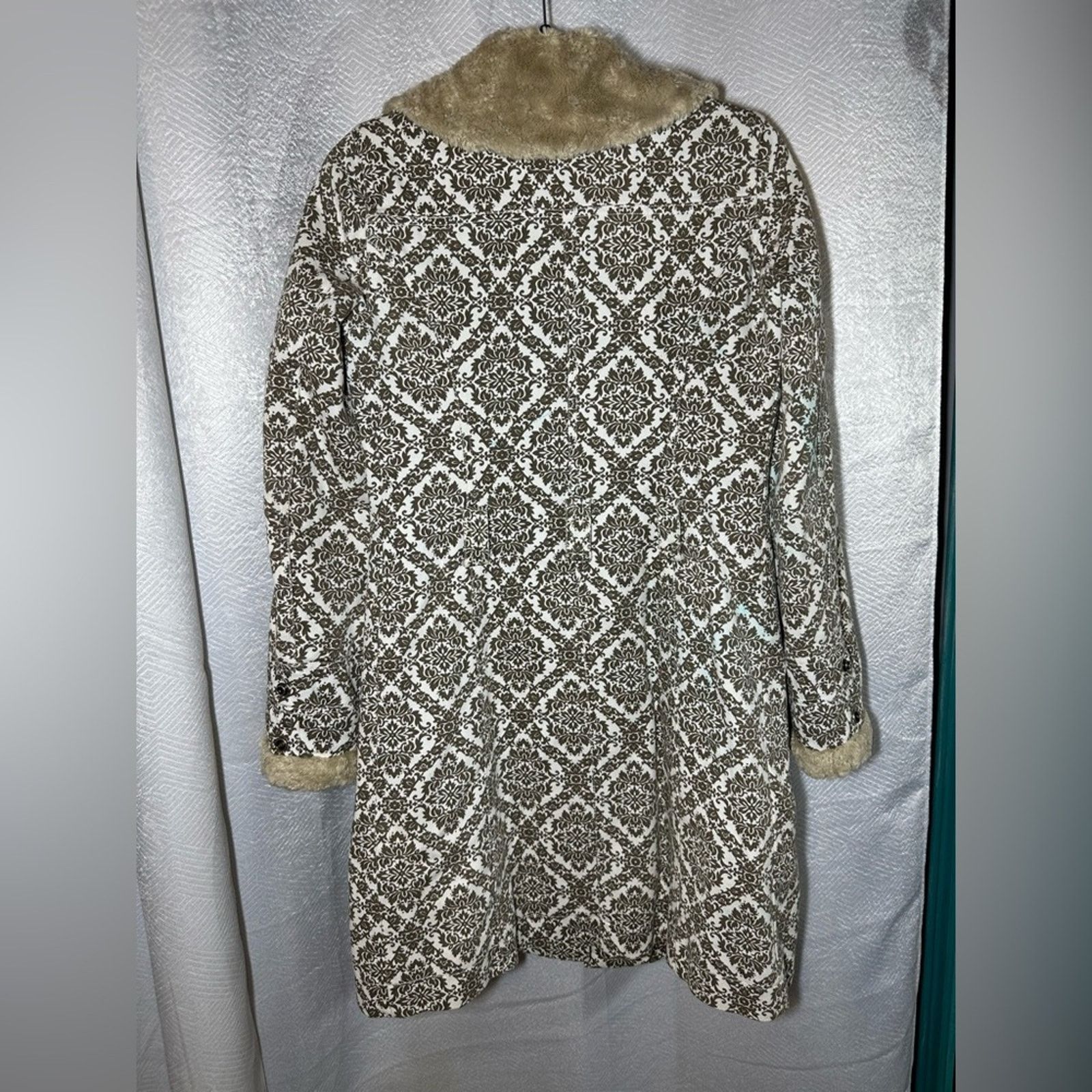 Urban Outfitters Urban Outfitters Wallpaper Coat- Vintage- Damask- Fur Sz XS Size XS / US 0-2 / IT 36-38 - 8 Thumbnail