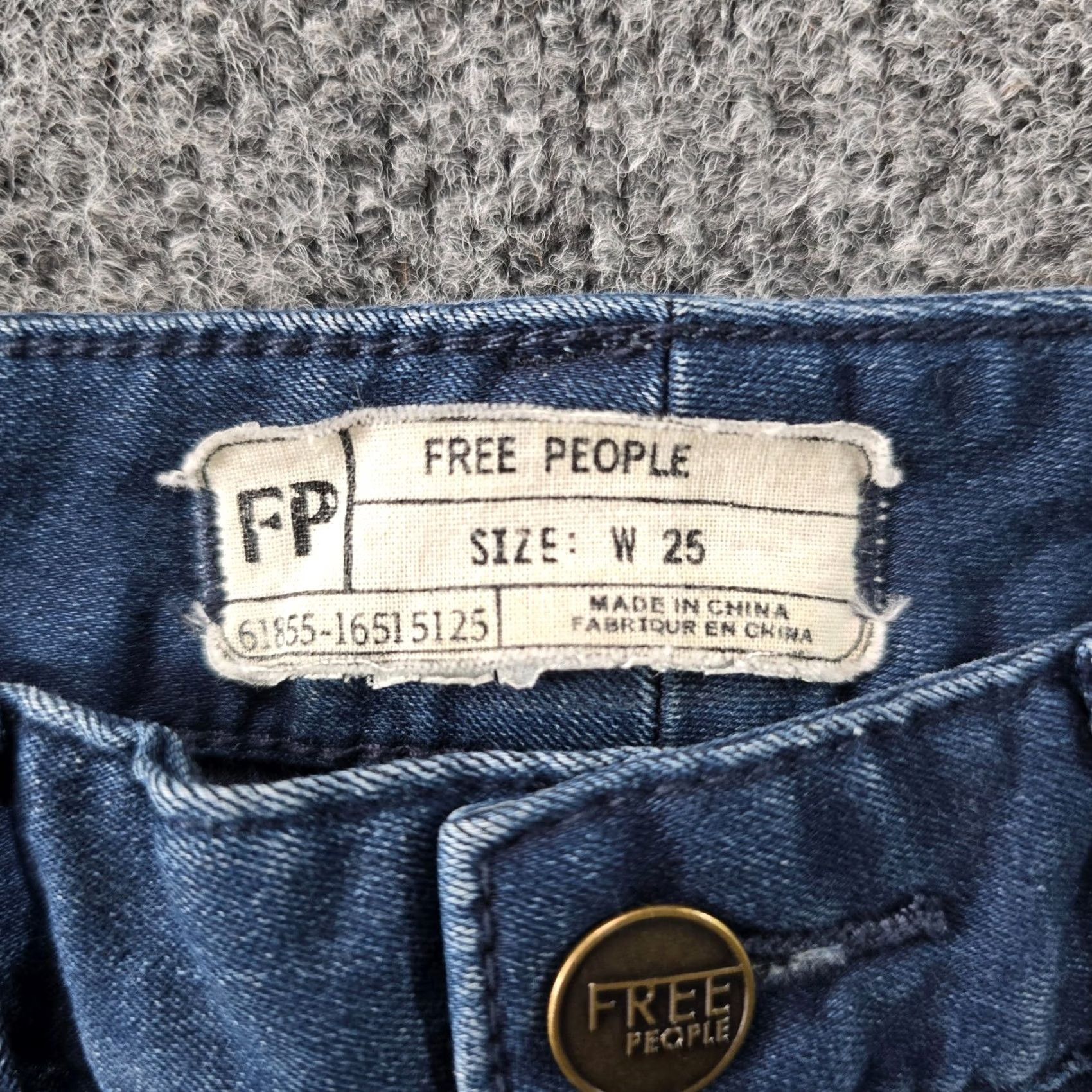 Free People Free People Jeans Womens 25 Blue Size Leather Stripe Denim Skinny Capsule Casual Size 42" / US 20 - 4 Thumbnail