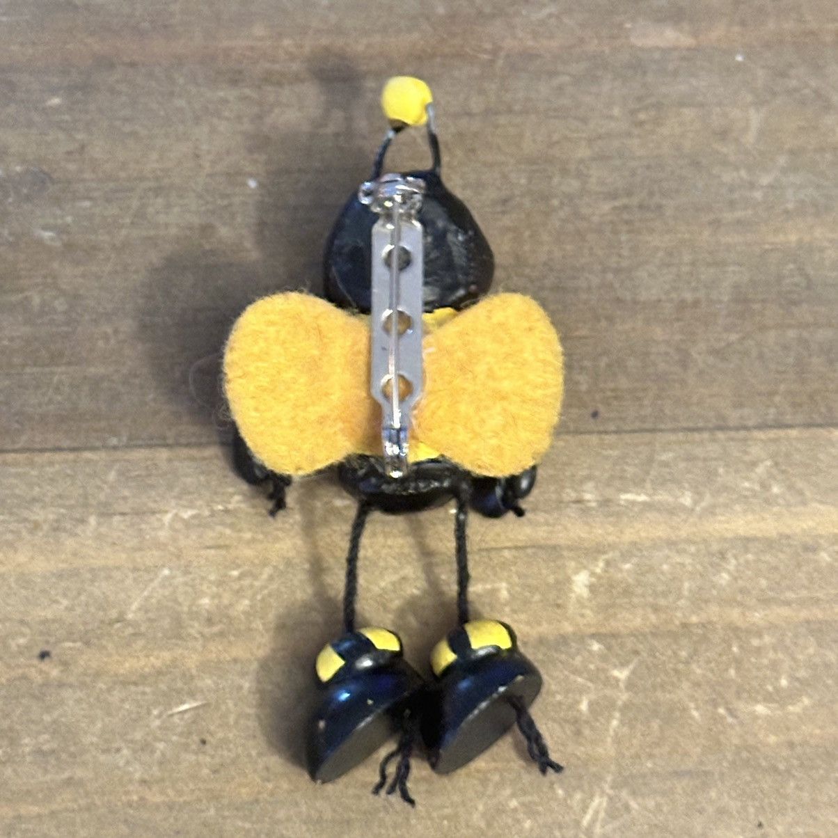 Vintage Vintage Russ bumblebee man brooch Size ONE SIZE - 4 Thumbnail