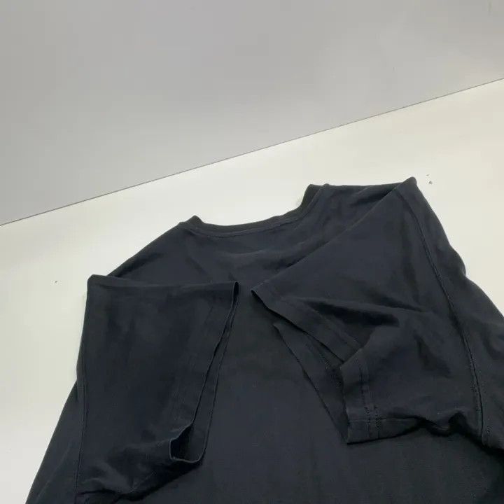 Givenchy Givenchy Givenchy Black Embroidered Cotton TShirt for Men Size US M / EU 48-50 / 2 - 7 Thumbnail