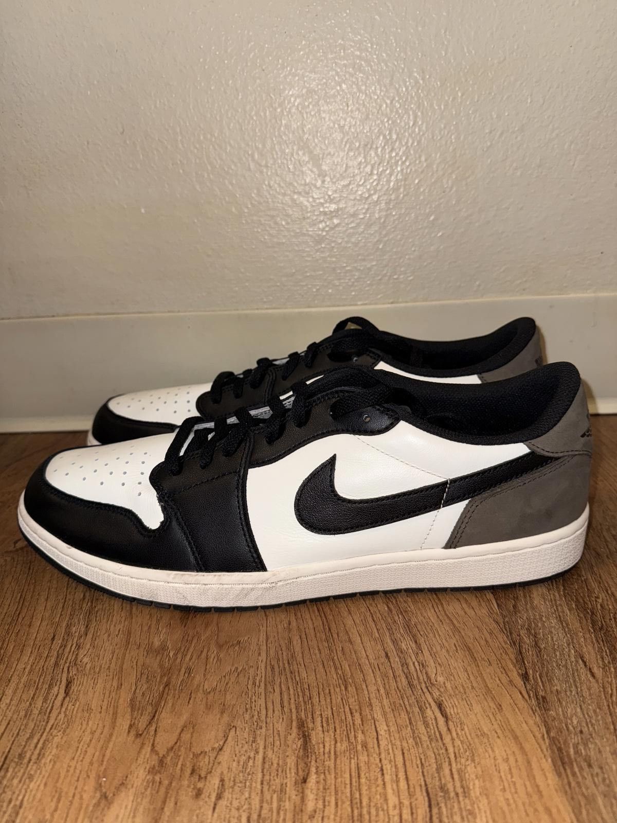 Nike Jordan 1 Retro Low OG Mocha Size US 15 / EU 48 - 3 Thumbnail