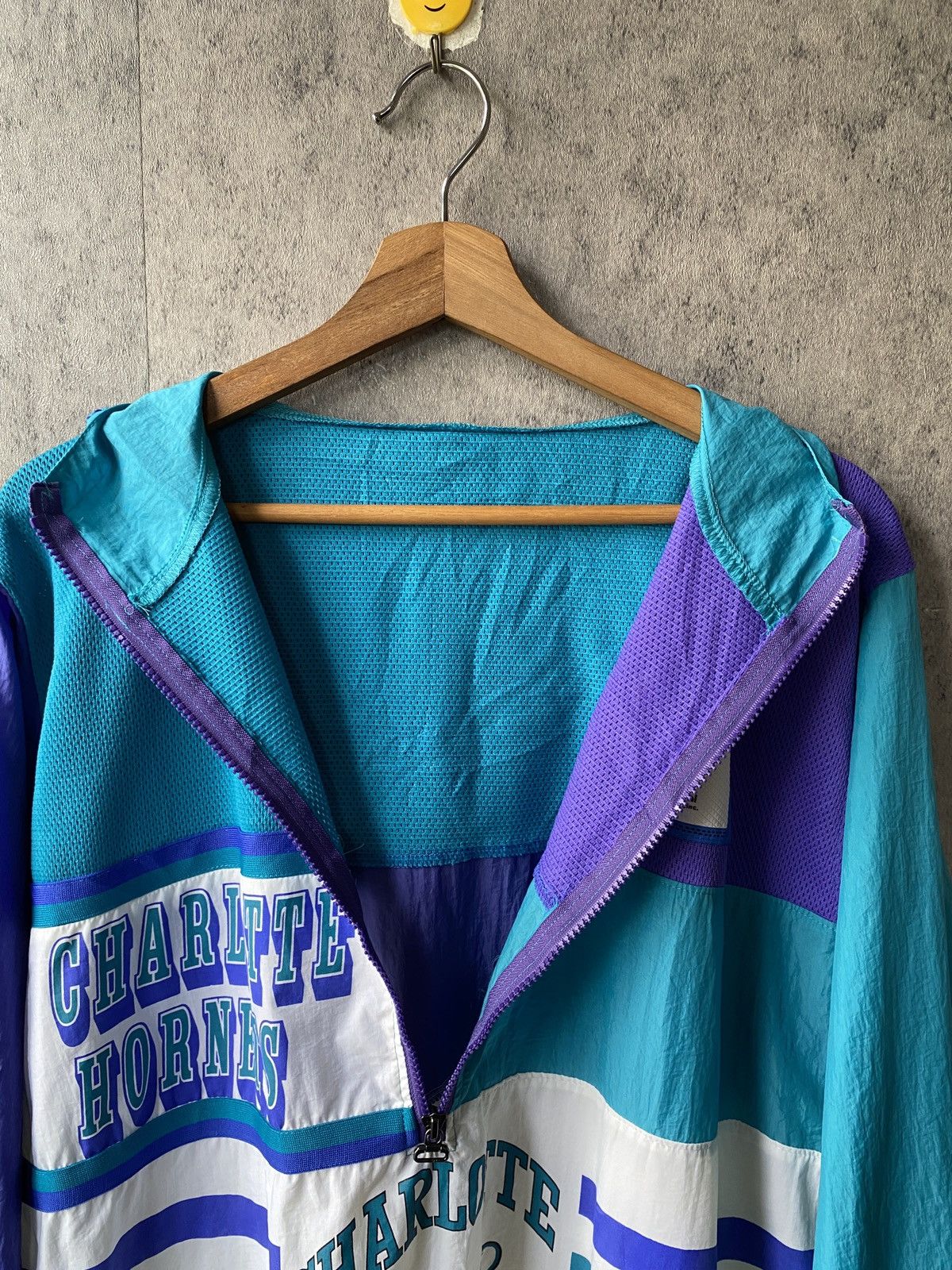 Vintage Vintage 90’s NBA Charlotte Hornets Team Hoodie Jacket Size US L / EU 52-54 / 3 - 10 Thumbnail