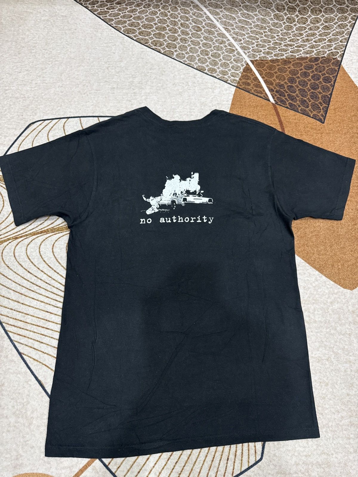 Vintage FACE TO FACE - NO AUTHORITY 1992 TOUR SHIRT Size US M / EU 48-50 / 2 - 1 Thumbnail
