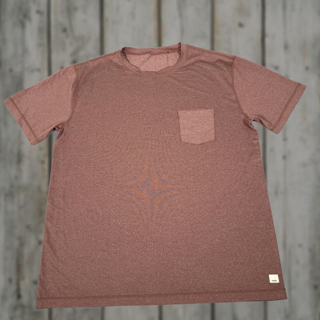 Vuori Vuori Shirt Mens XL Red Tradewind Tech Tee Performance Stretch Lightweight Gym Shirt with Pocket Crew Neck Short Sleeve Size US XL / EU 56 / 4 - 1 Thumbnail