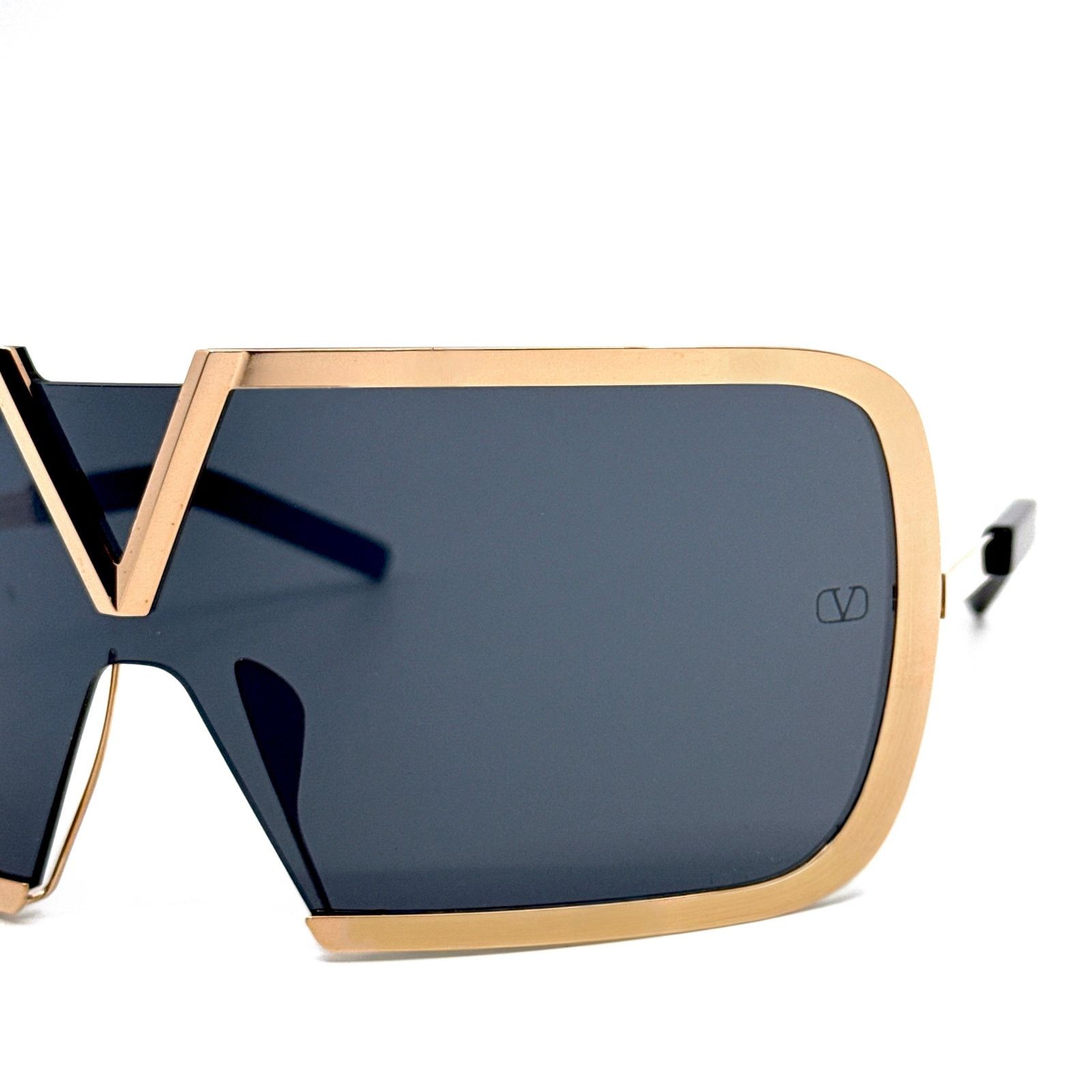 Valentino New! VALENTINO Sunglasses V-ROMASK VLS-120A, Authentic Size ONE SIZE - 6 Thumbnail