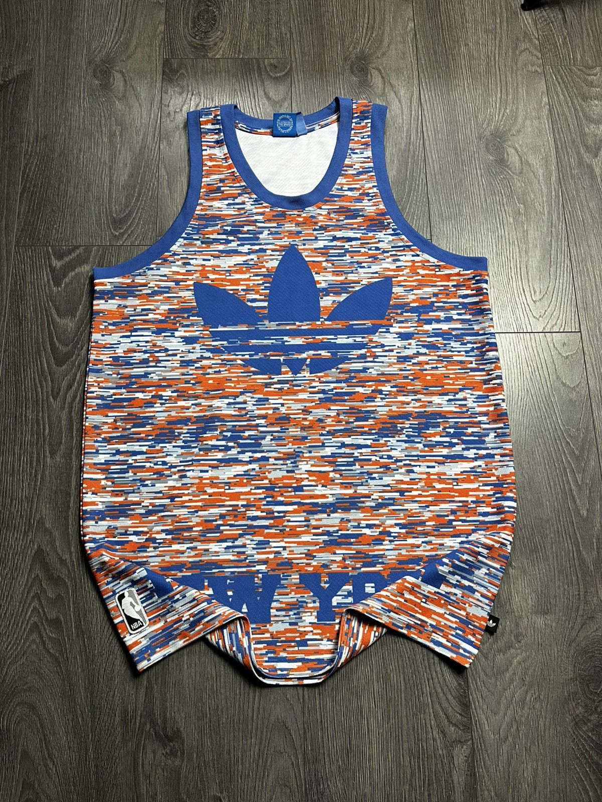 Adidas Adidas Originals x NBA New York Knicks Glitch Print Jersey Size US M / EU 48-50 / 2 - 2 Thumbnail