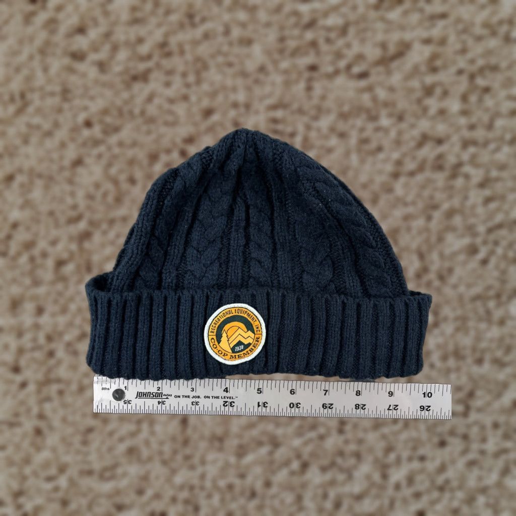 Vintage VINTAGE REI Co-op Beanie Adult One Size Blue Knit Acrylic Casual Outdoor Logo Camping Winter Mens Size ONE SIZE - 1 Thumbnail