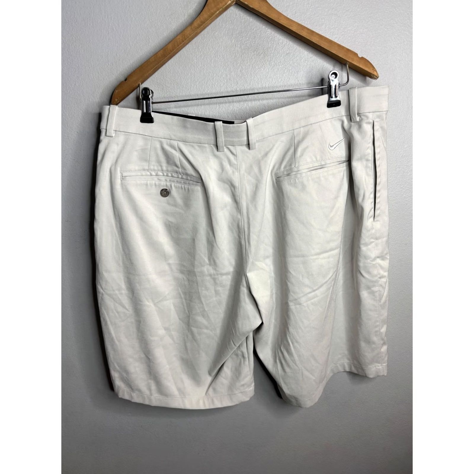 Nike Nike Dri-Fit Shorts Mens 38 Golf Performance Lightweight Athletic Polyester Beige Size US 38 / EU 54 - 4 Thumbnail