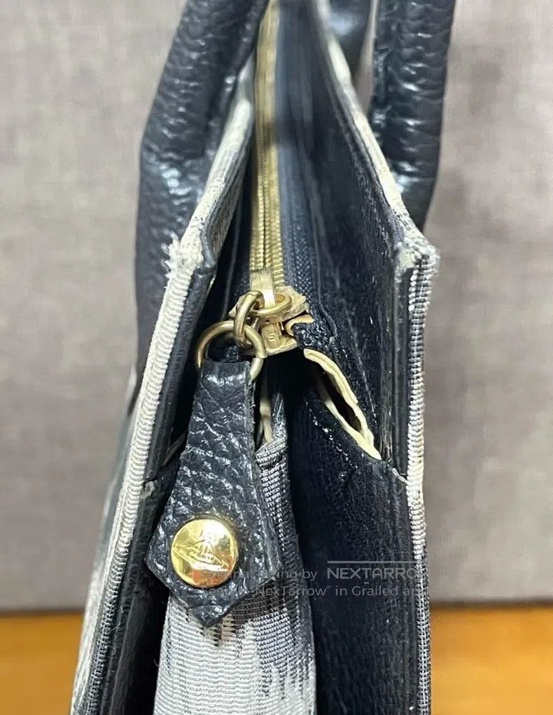 Vivienne Westwood Vivienne Westwood size os Vintage Saturn black and white le Size ONE SIZE - 2 Thumbnail