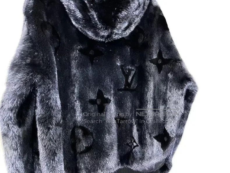 Louis Vuitton Louis Vuitton black mink fur hoodie. Size US M / EU 48-50 / 2 - 4 Thumbnail
