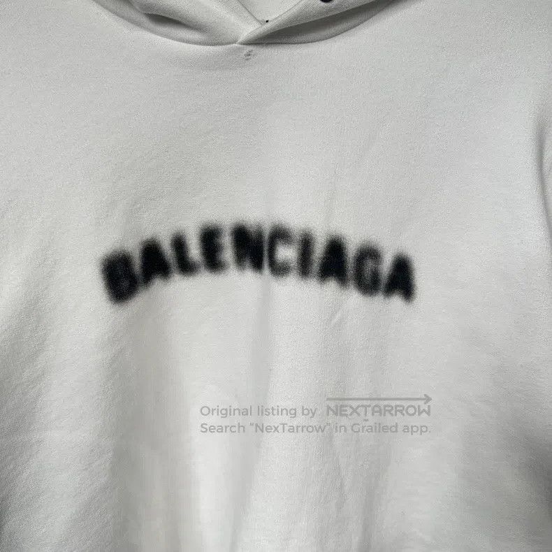 Balenciaga Balenciaga White blurred mosaic sweater Size US XS / EU 42 / 0 - 5 Thumbnail
