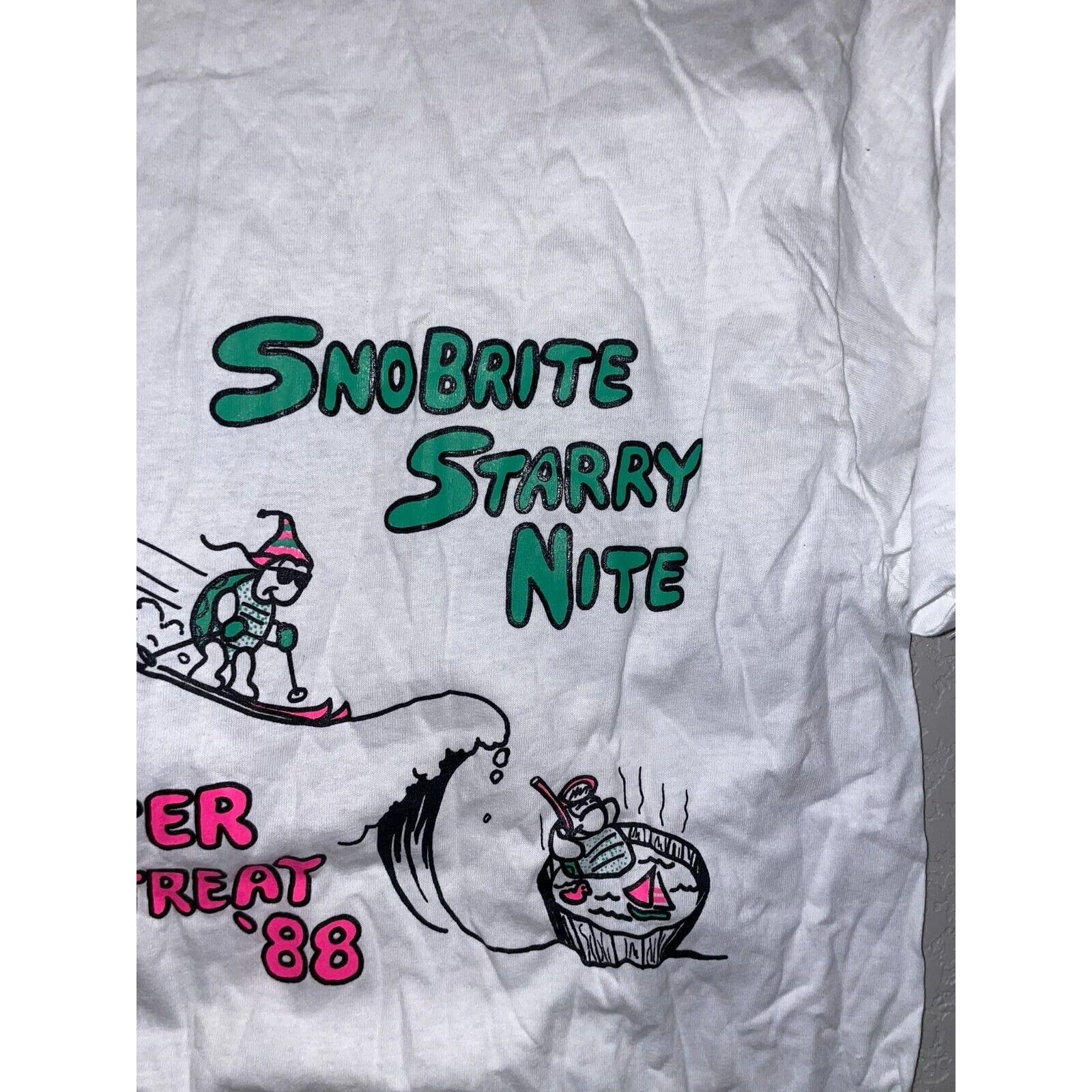 Jerzees Vintage Test Print Ski Wyoming Winter Retreat White Shirt Size US M / EU 48-50 / 2 - 8 Thumbnail