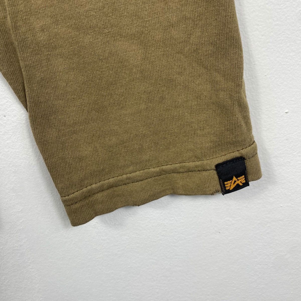 Alpha Industries Distressed ALPHA INDUSTRIES Logo Graphic Faded Longsleeve Size US M / EU 48-50 / 2 - 3 Thumbnail