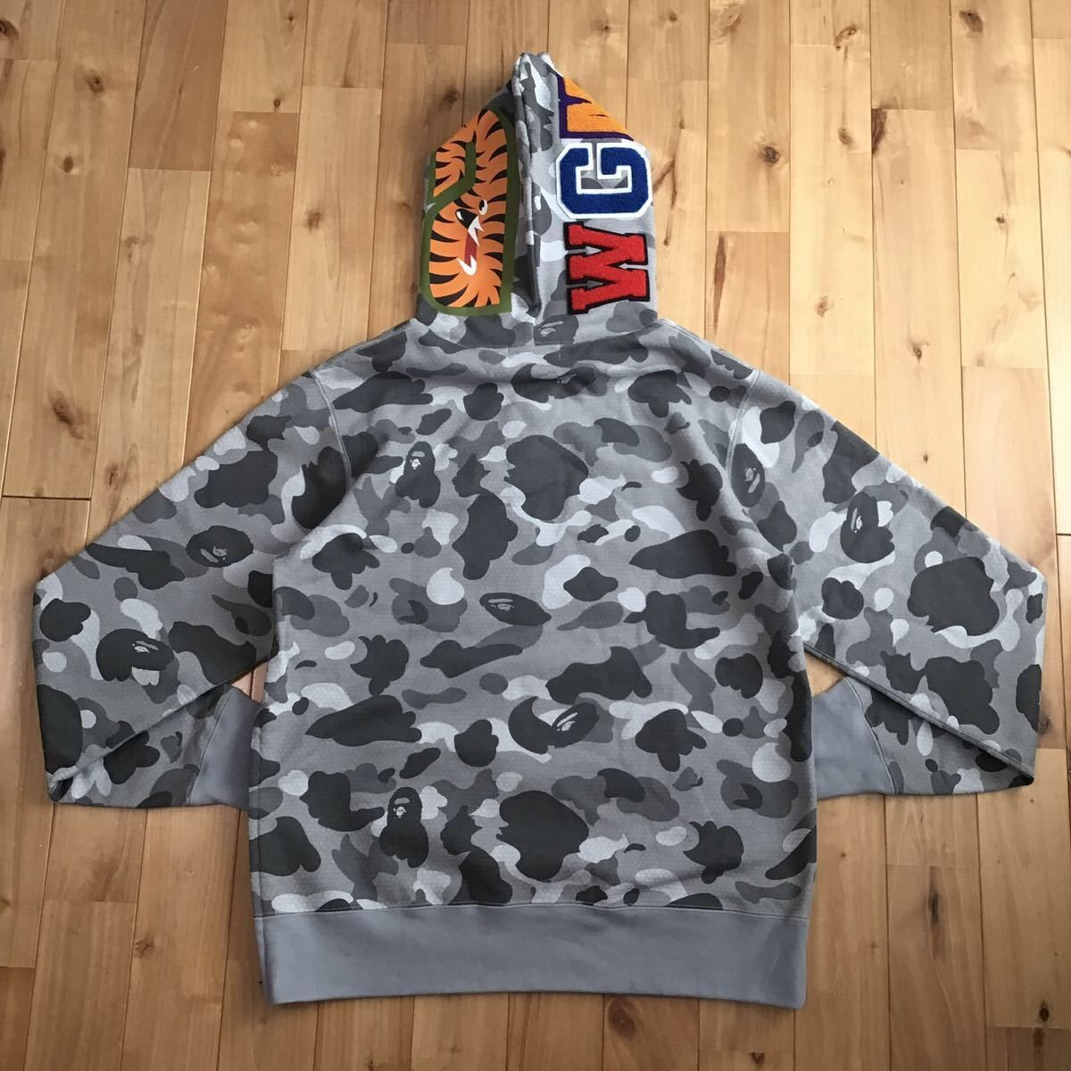 Bape BAPE HONEYCOMB CAMO SHARK FULL ZIP HOODIE a bathing ape Size US L / EU 52-54 / 3 - 3 Thumbnail