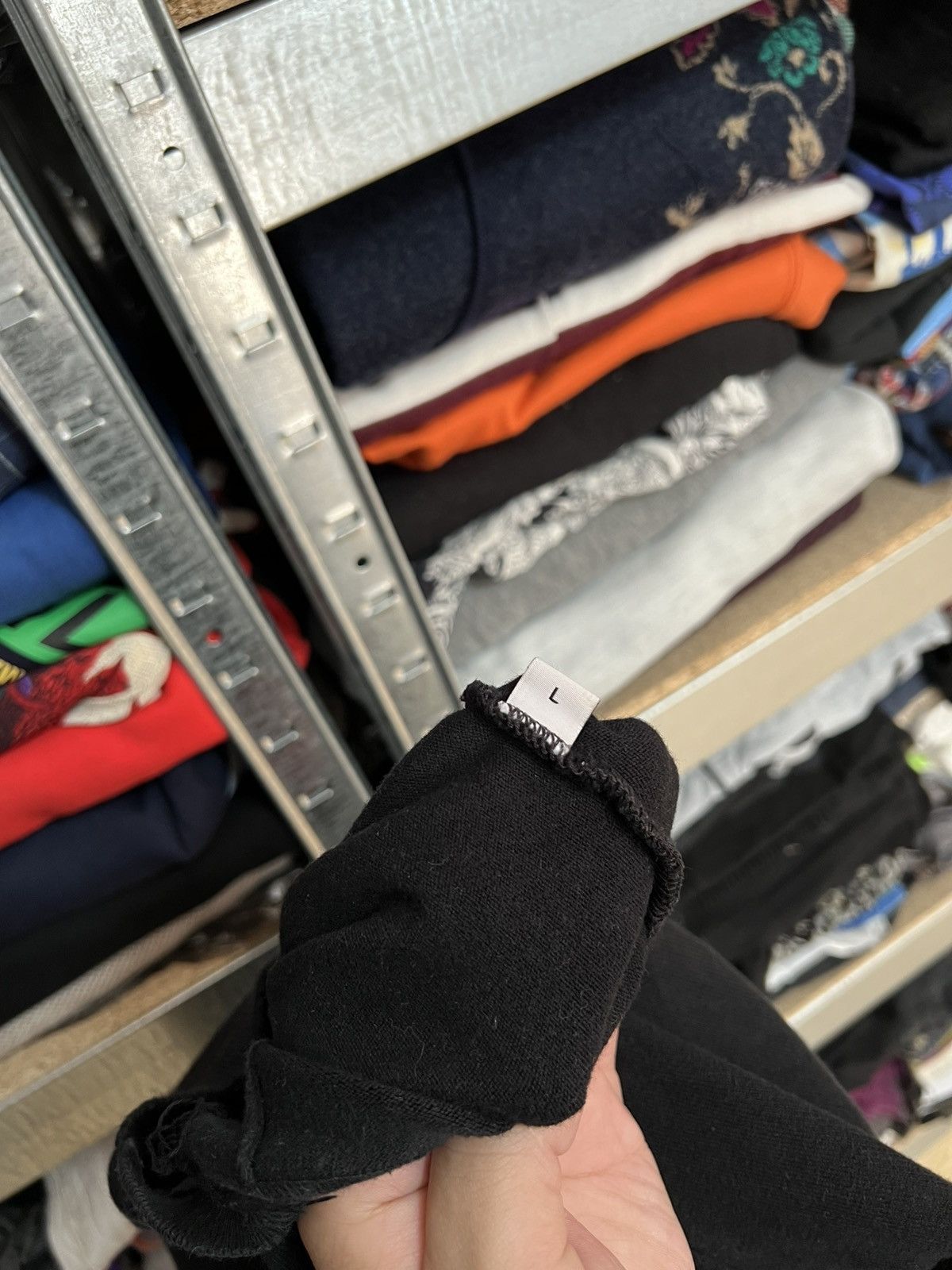 Givenchy Givenchy Paris Box Logo Distressed Sweatshirt Sz L Pullover Size US L / EU 52-54 / 3 - 10 Thumbnail