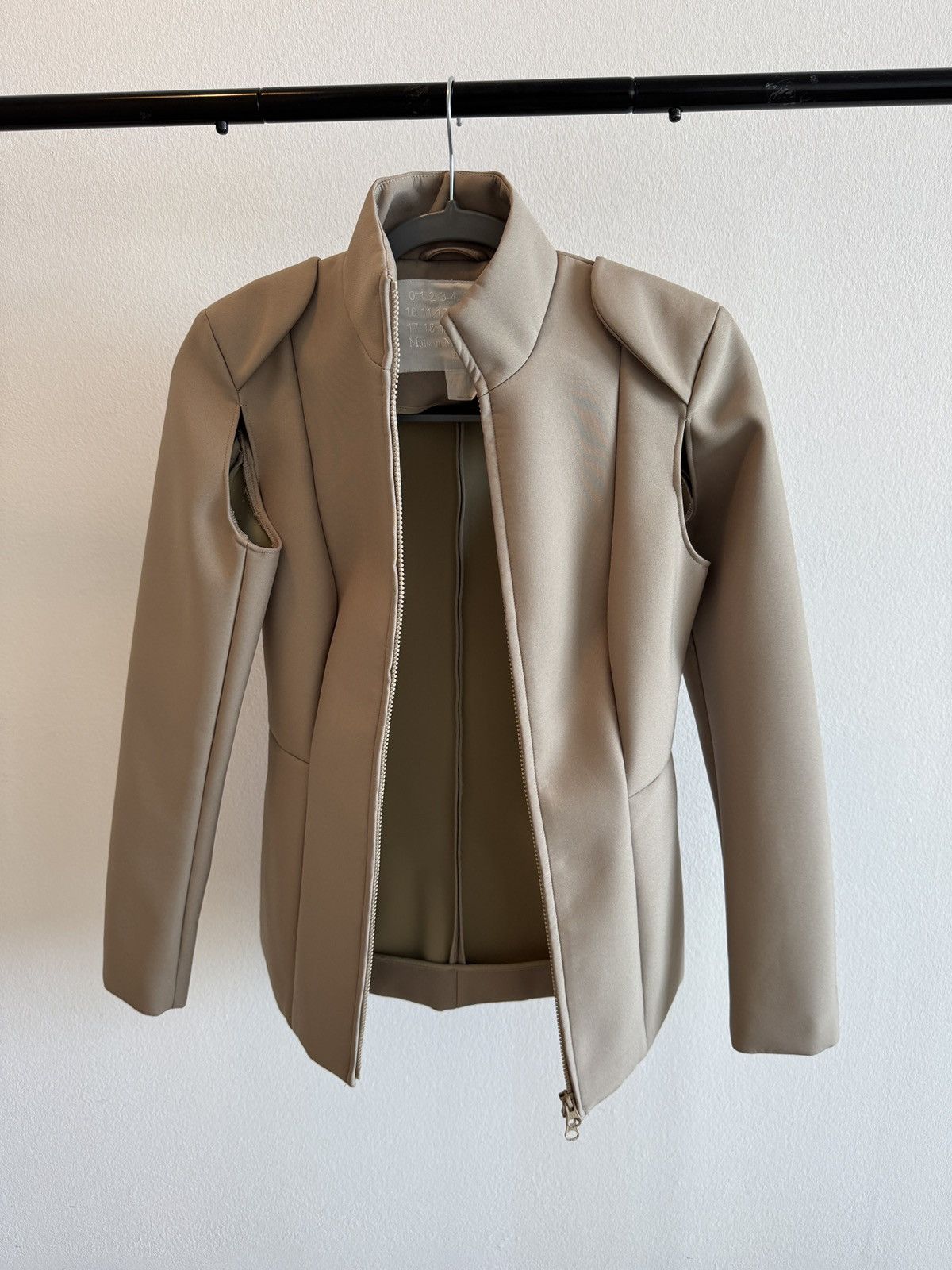 Maison Margiela Maison Martin Margiela X H&M deconstructed jacket Size M / US 6-8 / IT 42-44 - 3 Thumbnail