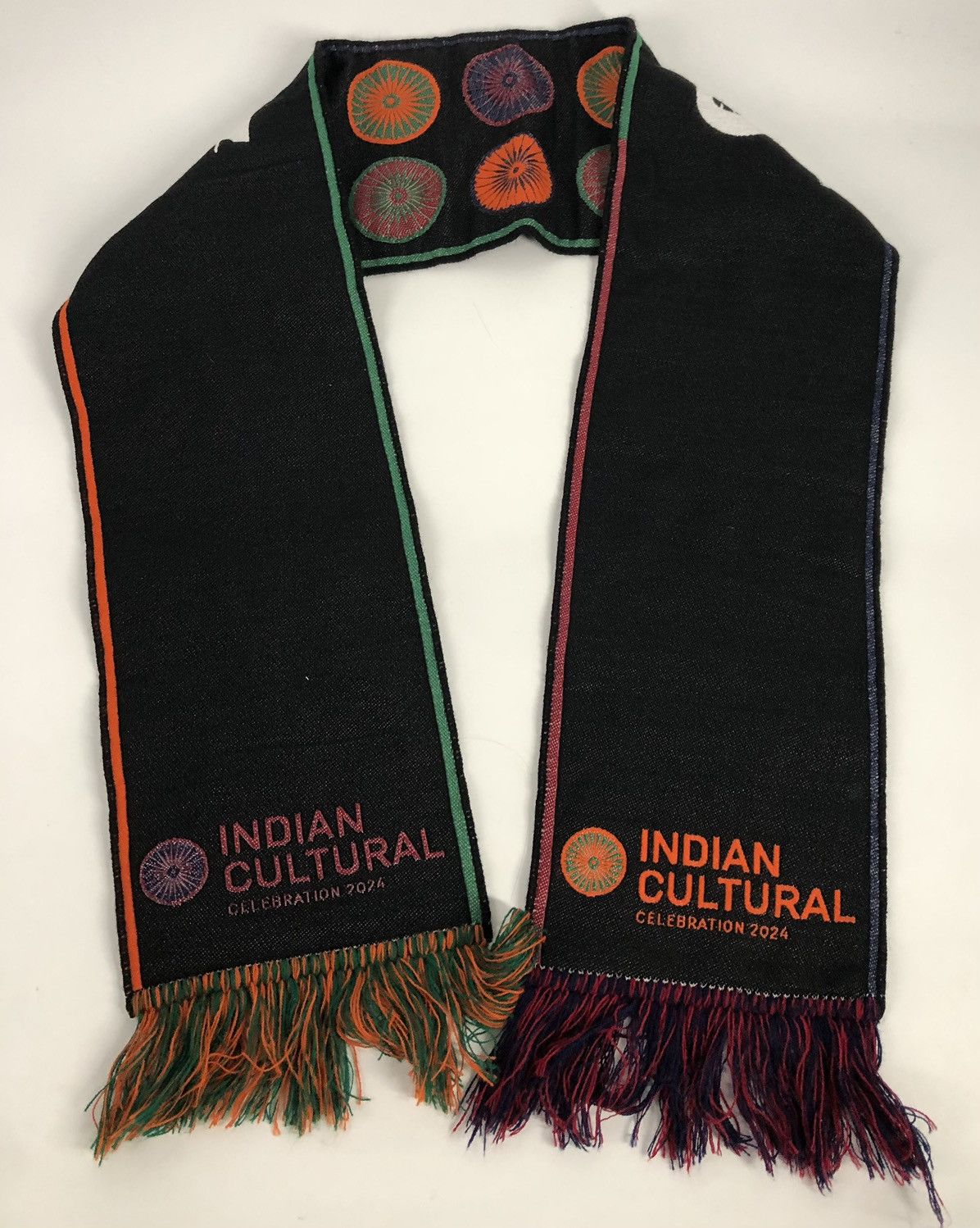 Other NHL Los Angeles King Indian Cultural Celebration Black Scarf Size ONE SIZE - 2 Thumbnail