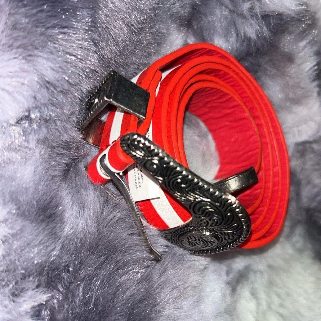 The Unbranded Brand Red and white striped belt w buckle #stripedbelt #western Size ONE SIZE - 1 Thumbnail
