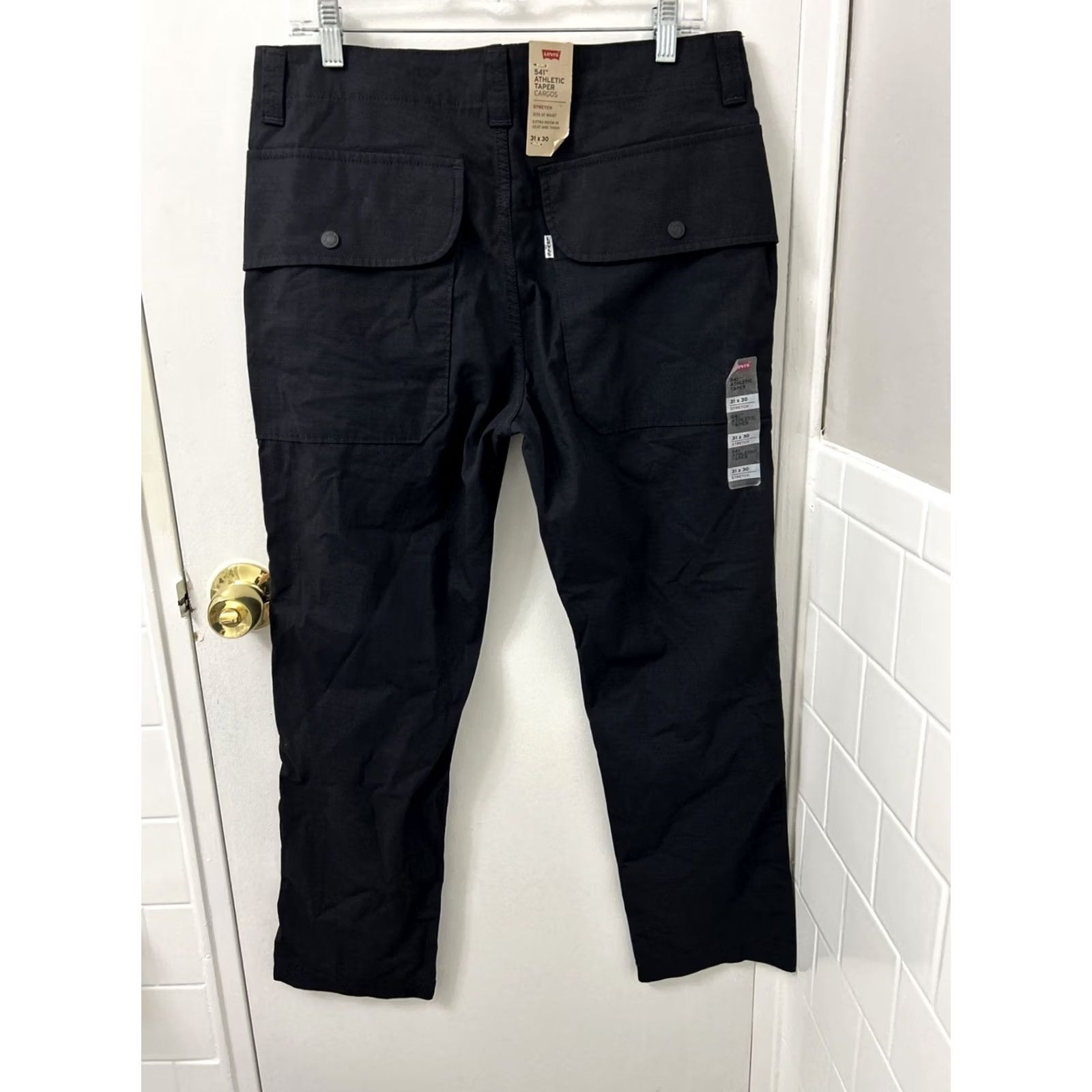 Levi's Levi's 541 Cargo Pants Mens 31x30 Black Athletic Tapered Pockets White Tab Pants Size US 31 - 7 Thumbnail
