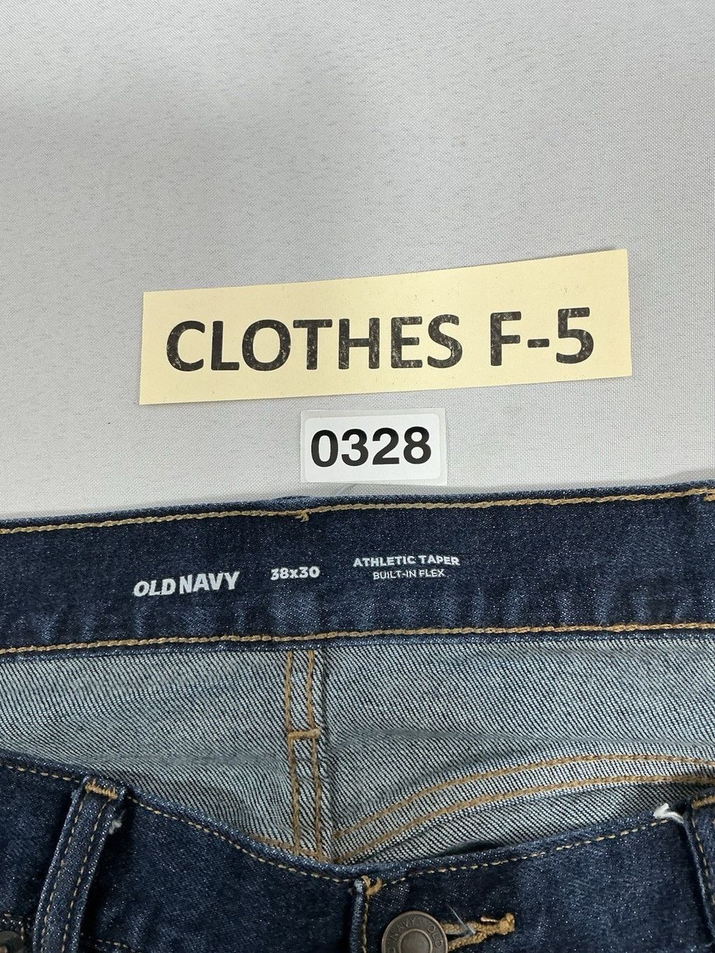 Old Navy Men's Old Navy Athletic Taper Dark Wash Blue Jeans 38x30 Size US 38 / EU 54 - 3 Thumbnail