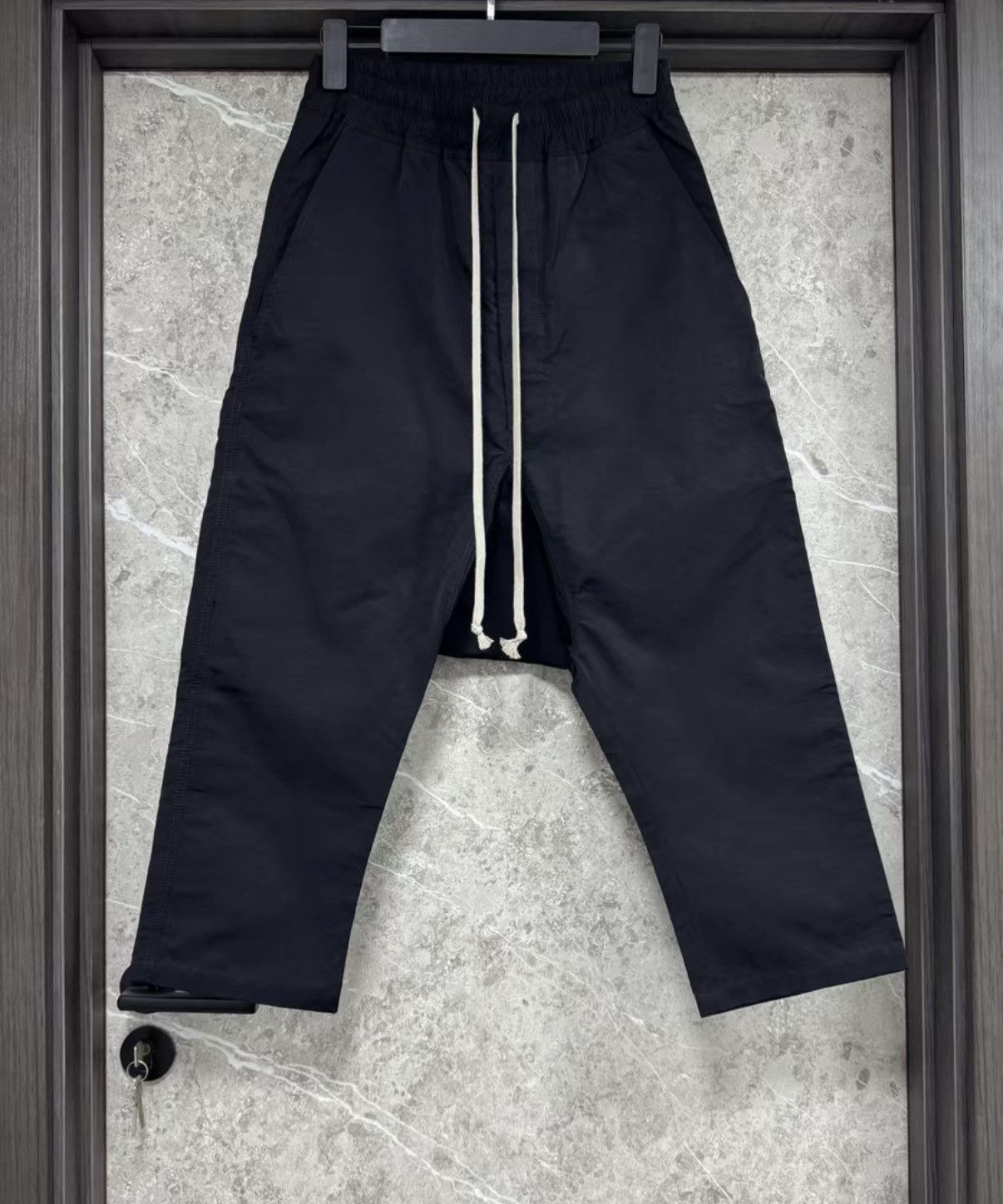 Rick Owens Rick Owens 8 Pants (MU Material) Size US 30 / EU 46 - 1 Thumbnail