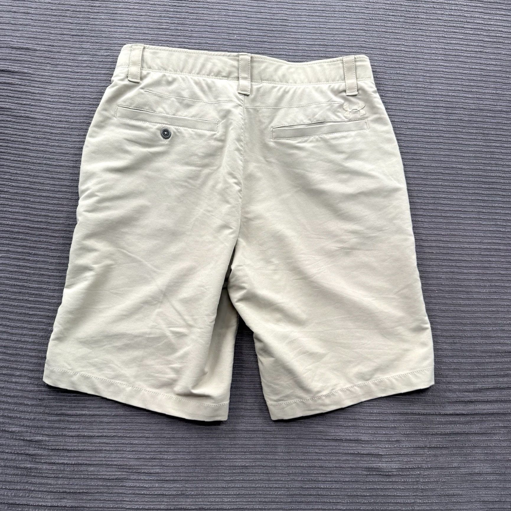 Under Armour Under Armour Shorts Men 32 Brown Nylon Performance Golf Outdoors Chino Pockets Logo Zipper 10in Inseam Regular Mens Size US 32 / EU 48 - 2 Thumbnail