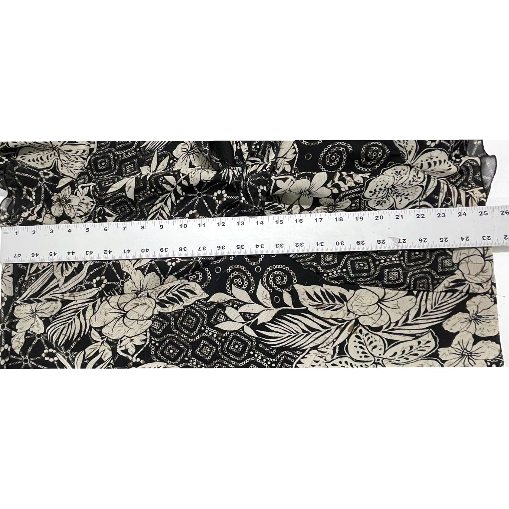 Vintage New York City Design Blouse Women Plus 3X Black Beige Floral Short Sleeves V-Neck Tunic Top Pattern Floral Office Fairy Grunge Vintage No Size XXL / US 16-18 / IT 52-54 - 6 Thumbnail