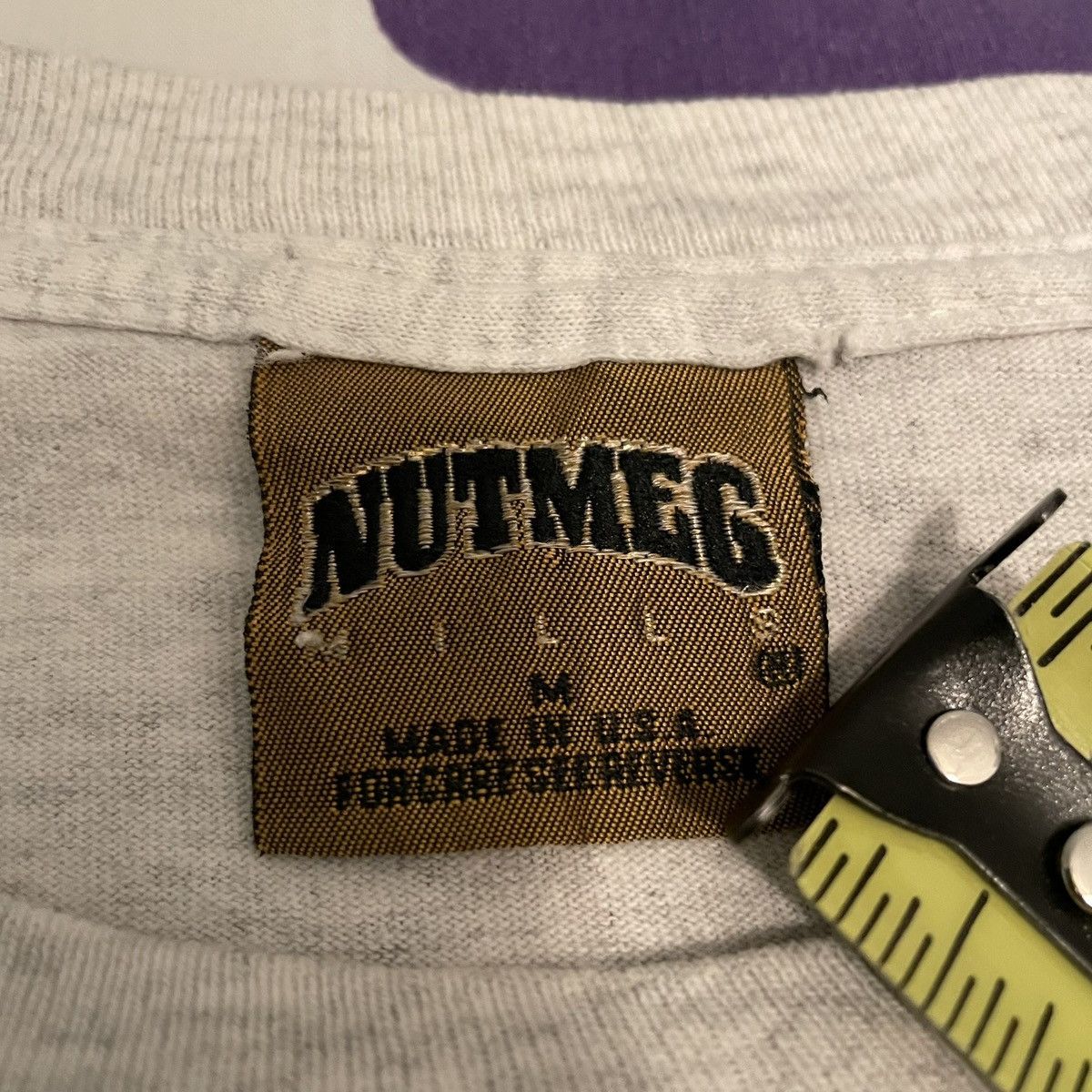 NBA × Nutmeg × Vintage Vintage 1990s NBA Chicago Bulls Break Thru Basketball Tee Size US M / EU 48-50 / 2 - 6 Thumbnail