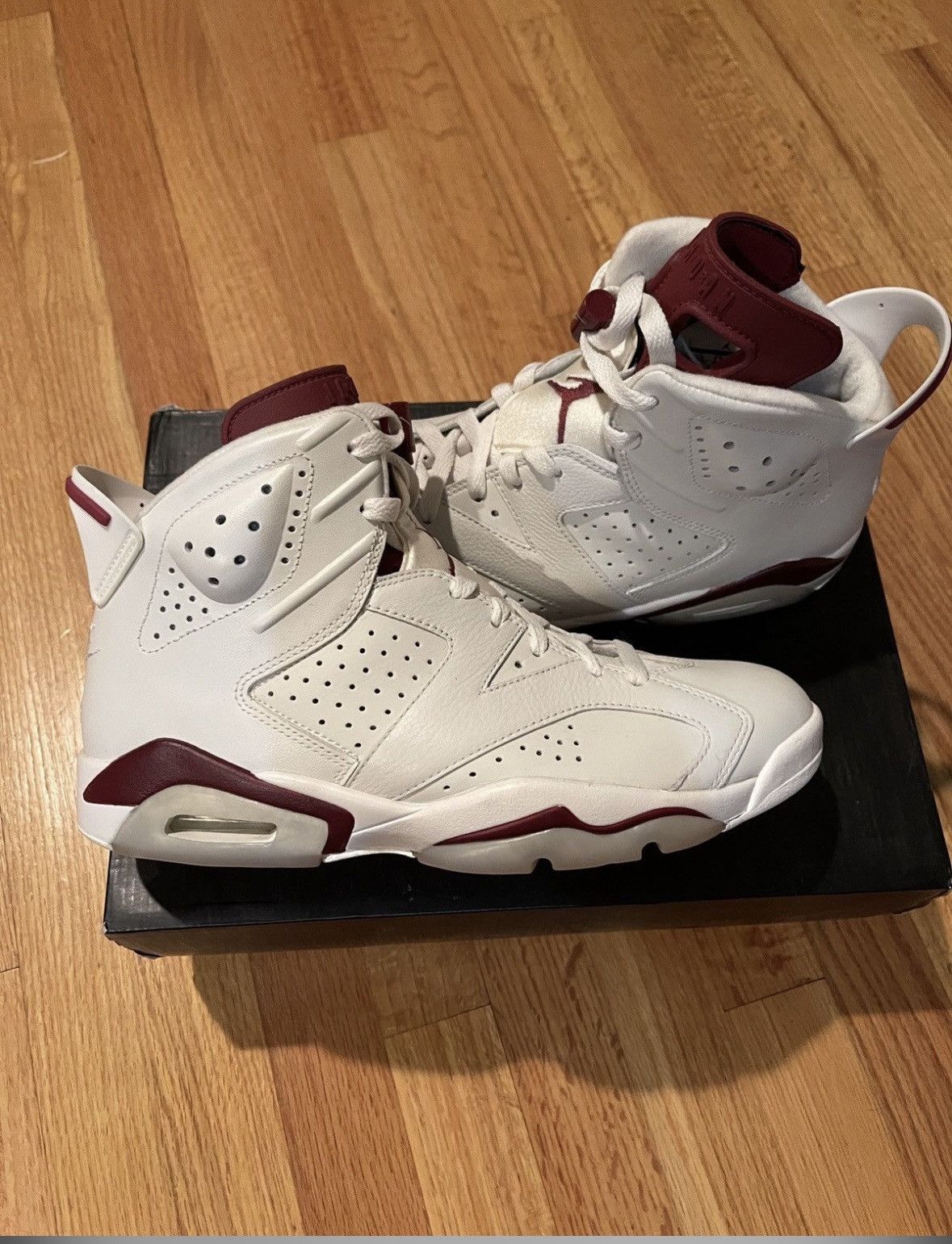 Jordan 6 maroon