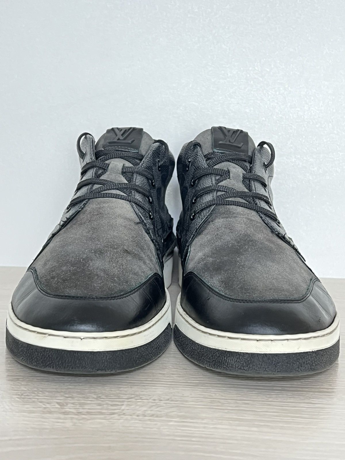 Louis Vuitton Louis Vuitton Damier Graphite Leather Mid-Top Sneaker Size US 10 / EU 43 - 3 Thumbnail