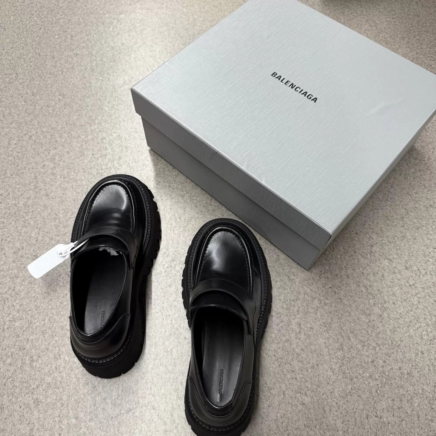 Balenciaga Tractor Black Leather Loafer 43 Like New