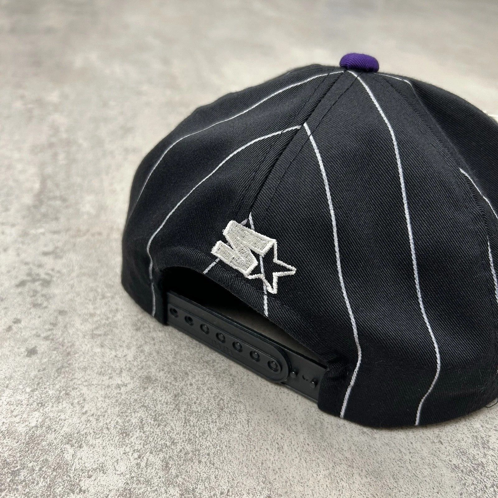 NBA × Starter × Vintage Los Angeles Lakers STARTER SNAPBACK HAT PINSTRIPE SIZE FREE Size ONE SIZE - 6 Thumbnail
