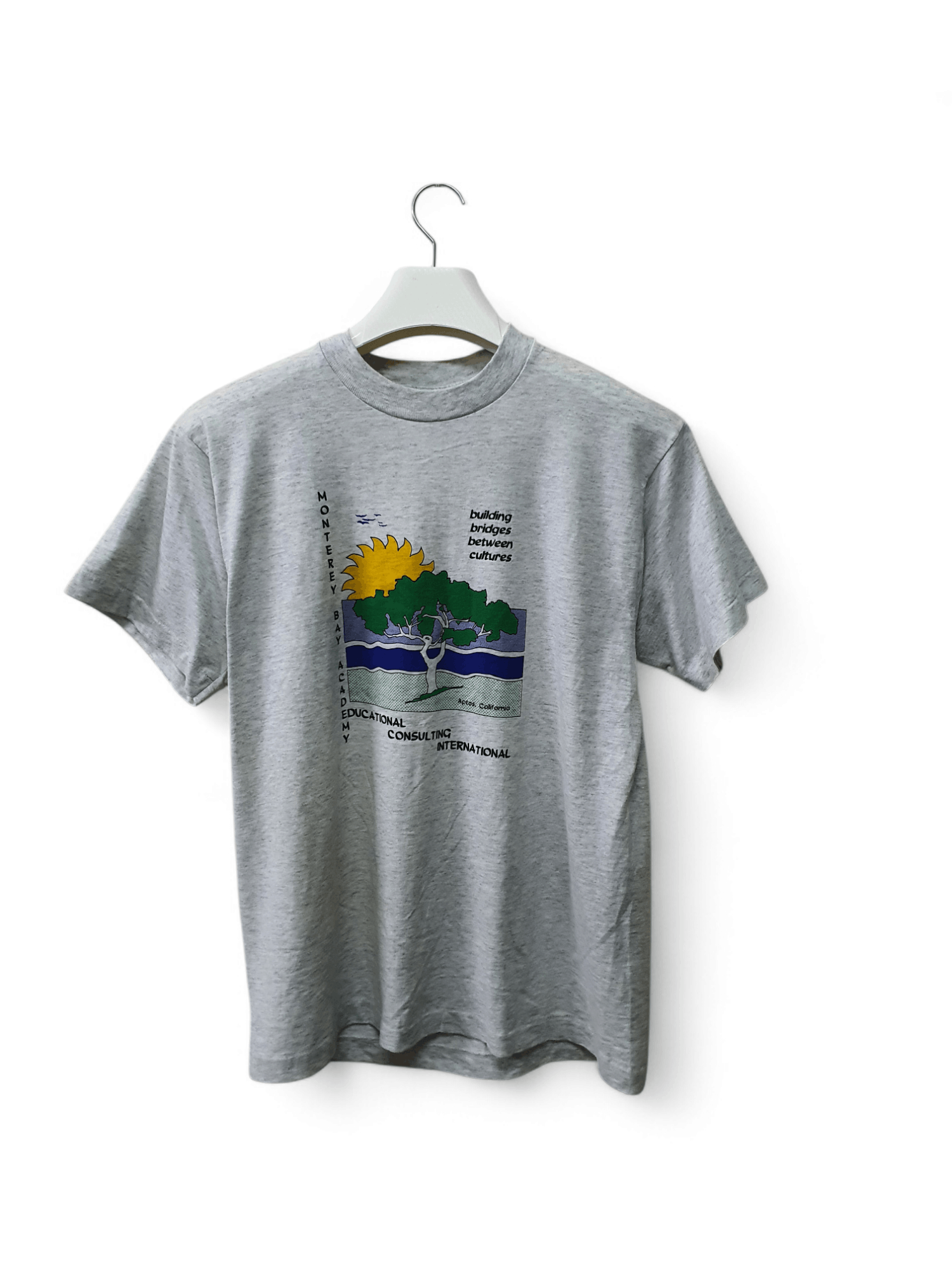 Fruit Of The Loom vintage T-shirt from the Monterey Bay Academy Size US M / EU 48-50 / 2 - 1 Thumbnail