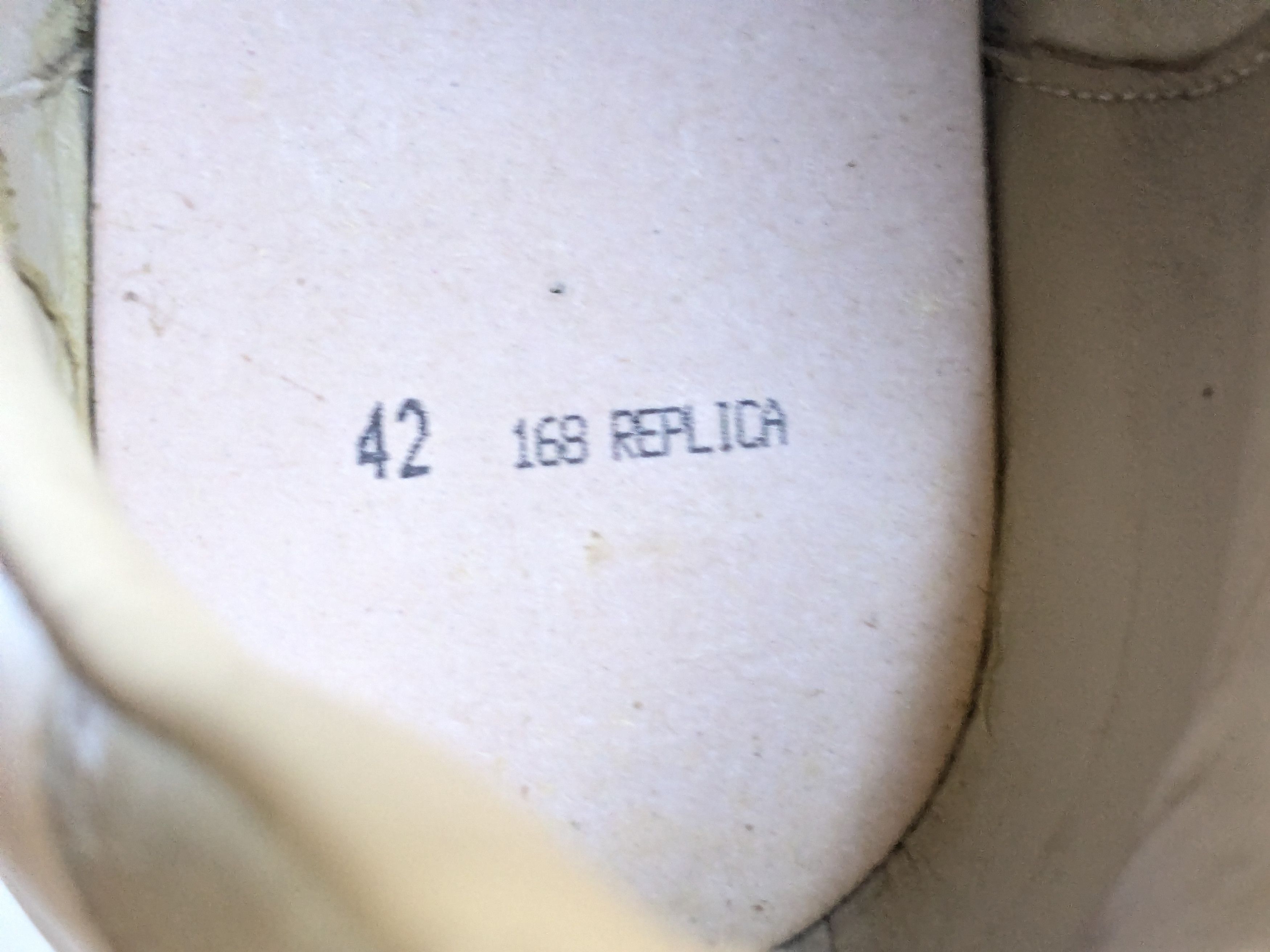 Maison Margiela Maison Margiela Replica GAT White Gray 9 42 Low Tops Size US 9 / EU 42 - 6 Thumbnail