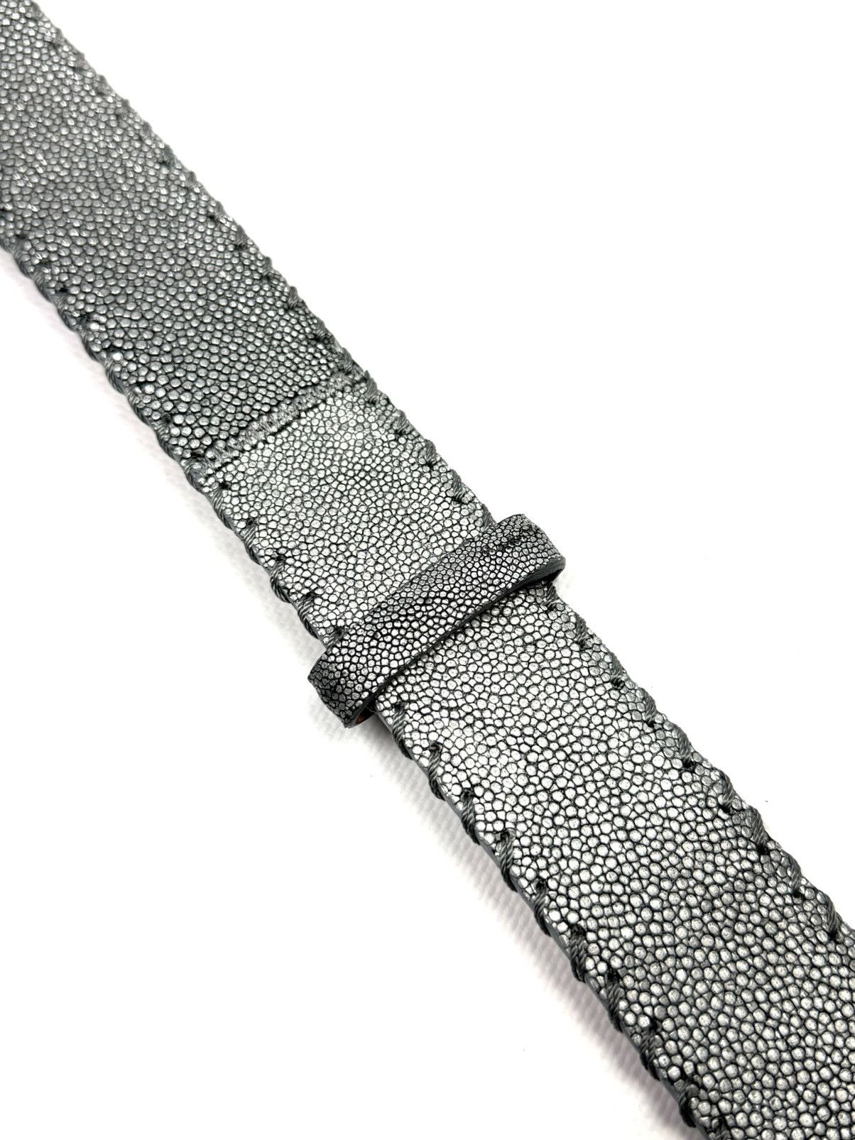 Genuine Leather Y2K Reptile’s House Stingray Leather Belt Italy McBling Size 30 - 14 Thumbnail