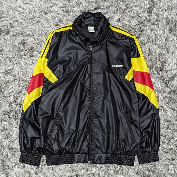 Vintage 90s Adidas Windbreaker Jacket Nylon Sweater Hoodie