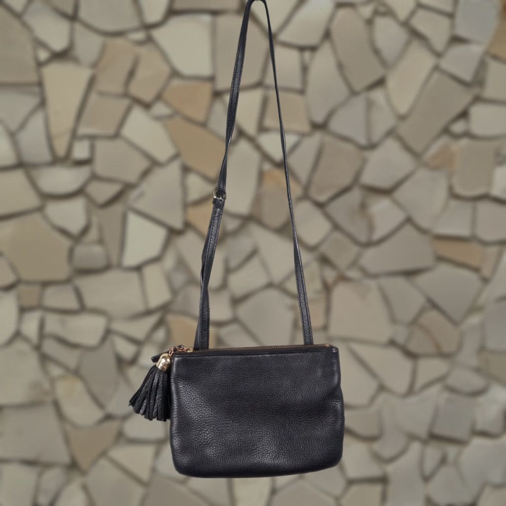 Talbots Leather Crossbody Bag Black Small Womens Pebbled Gold Hardware 9X6 Ins