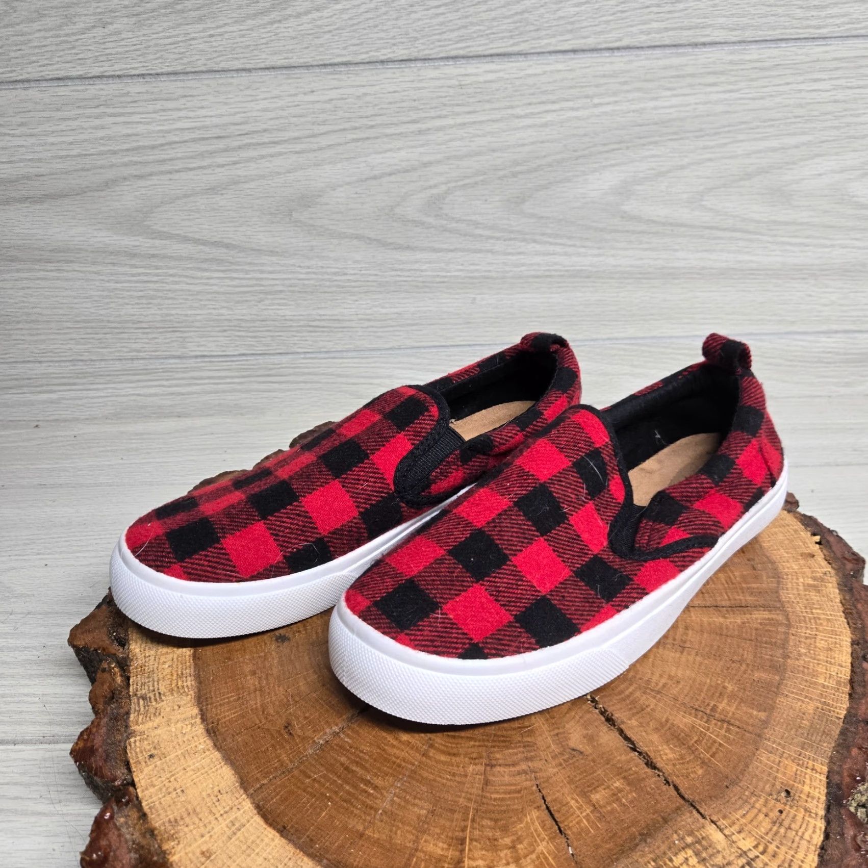 Vintage Maurices Red Plaid Moccasin Slippers Women’s 10M Faux Fur Comfort Size US 10 / IT 40 - 2 Thumbnail