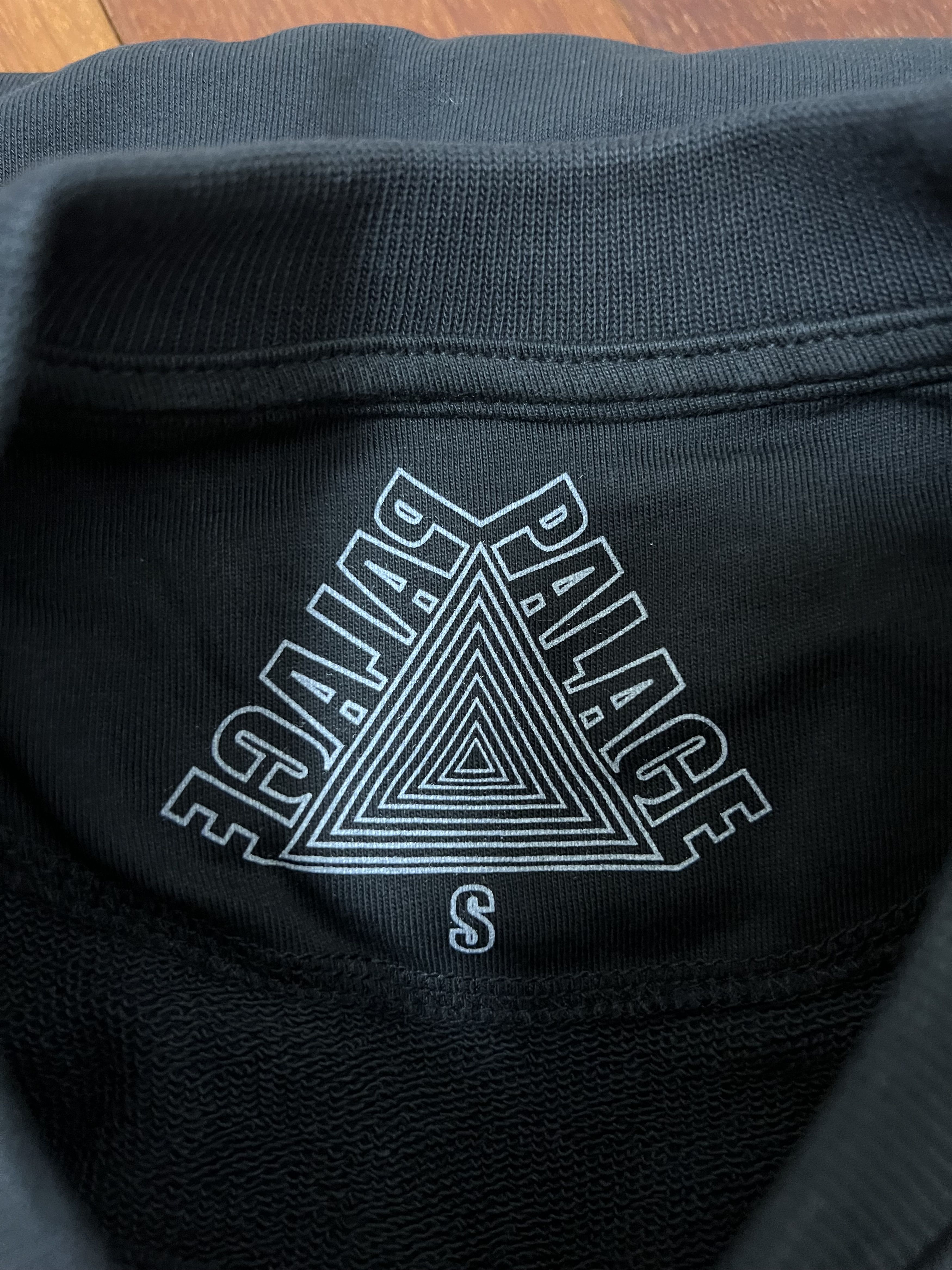 Palace 💚 2019 Palace Split P3 Crew Black Small NEW Size US S / EU 44-46 / 1 - 7 Thumbnail