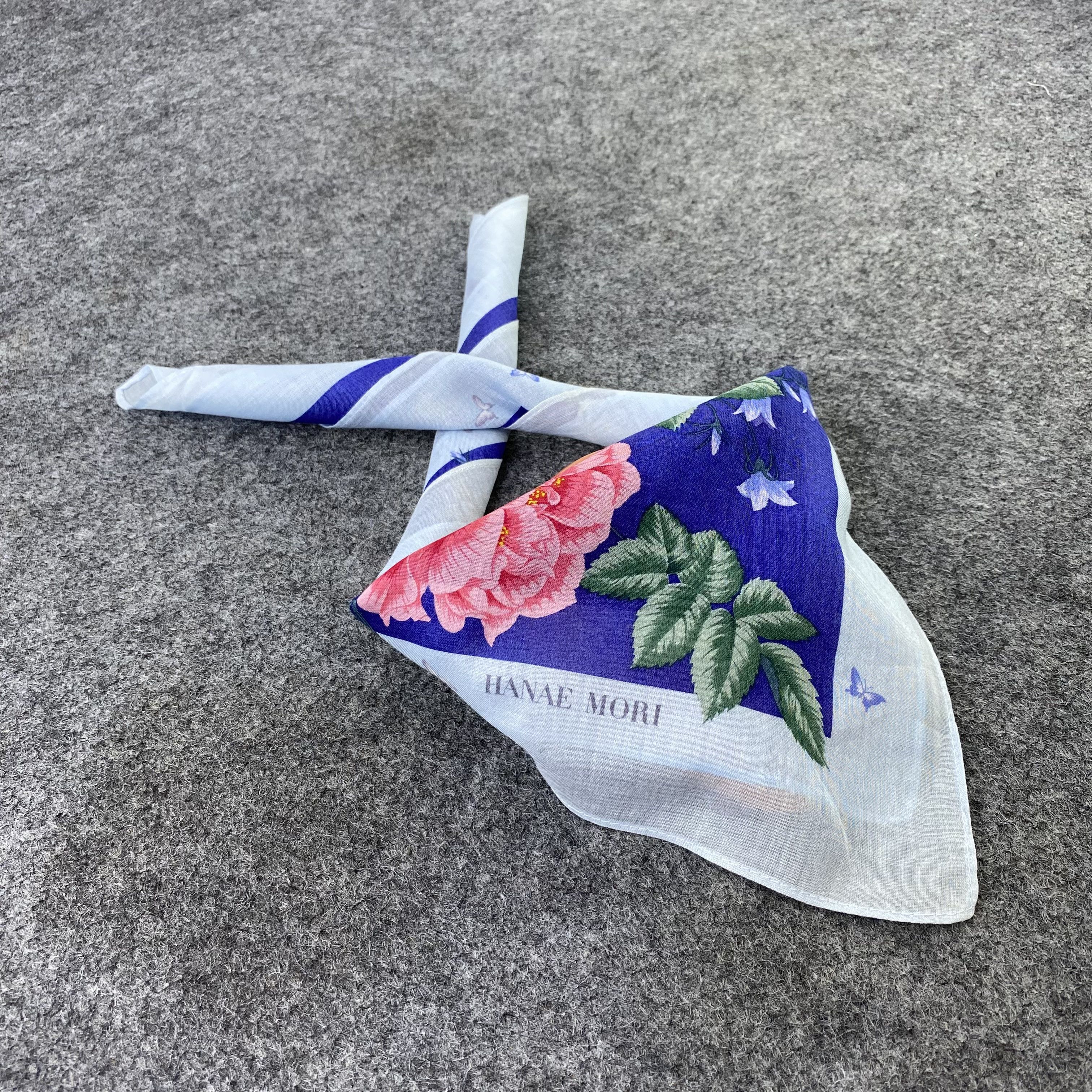 Hanae Mori Hanae Mori Handkerchief / Bandana / Neckerchief-B829 Size ONE SIZE - 1 Thumbnail