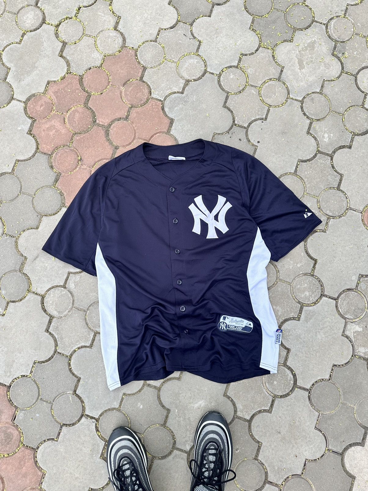 MLB Vintage New York Yankees Jersey MLB Embroidered Size US M / EU 48-50 / 2 - 2 Thumbnail