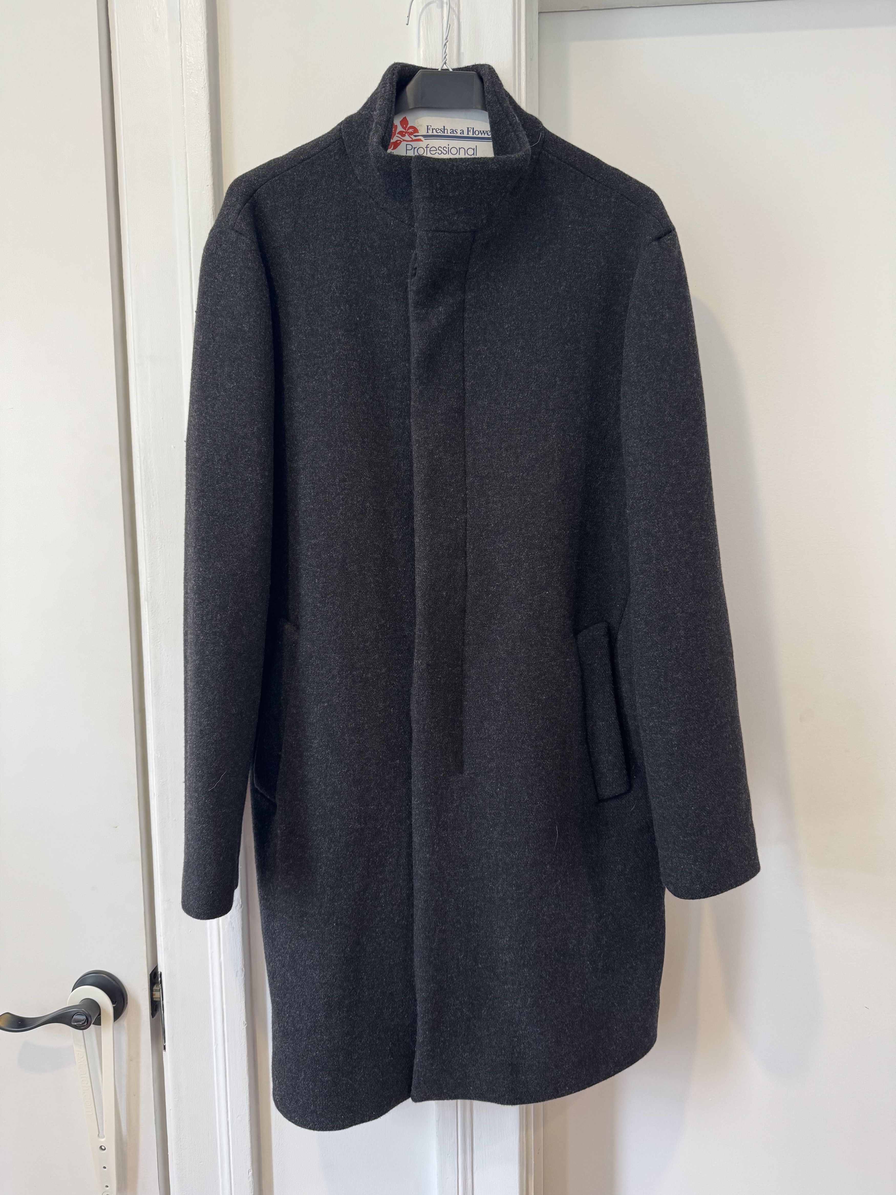 Bonobos Italian Wool Topcoat Size US L / EU 52-54 / 3 - 1 Thumbnail