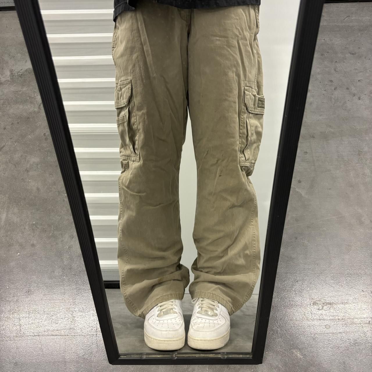 Vintage Crazy Vintage Y2K/2000s Baggy Skater Streetwear Style Khaki Cargo Pants! Size US 34 / EU 50 - 1 Thumbnail