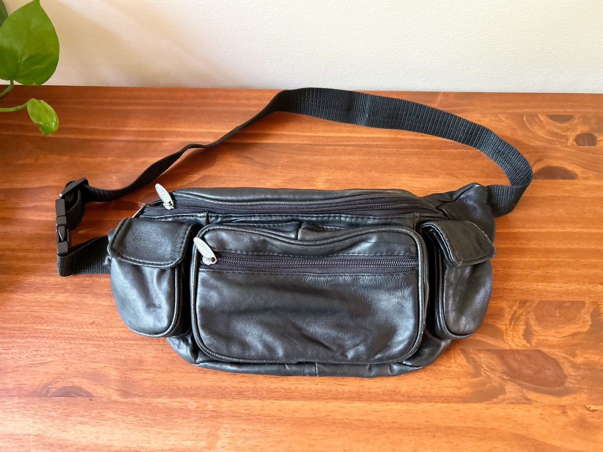 Tinder fanny pack hotsell