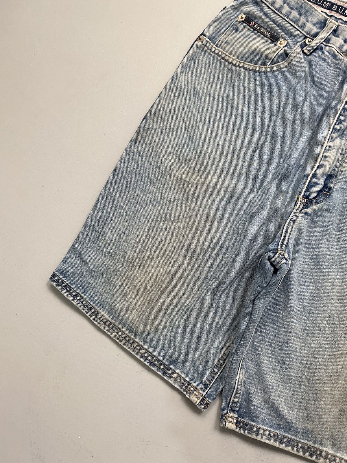 Designer Vintage BUM dusty short Size US 34 / EU 50 - 5 Thumbnail