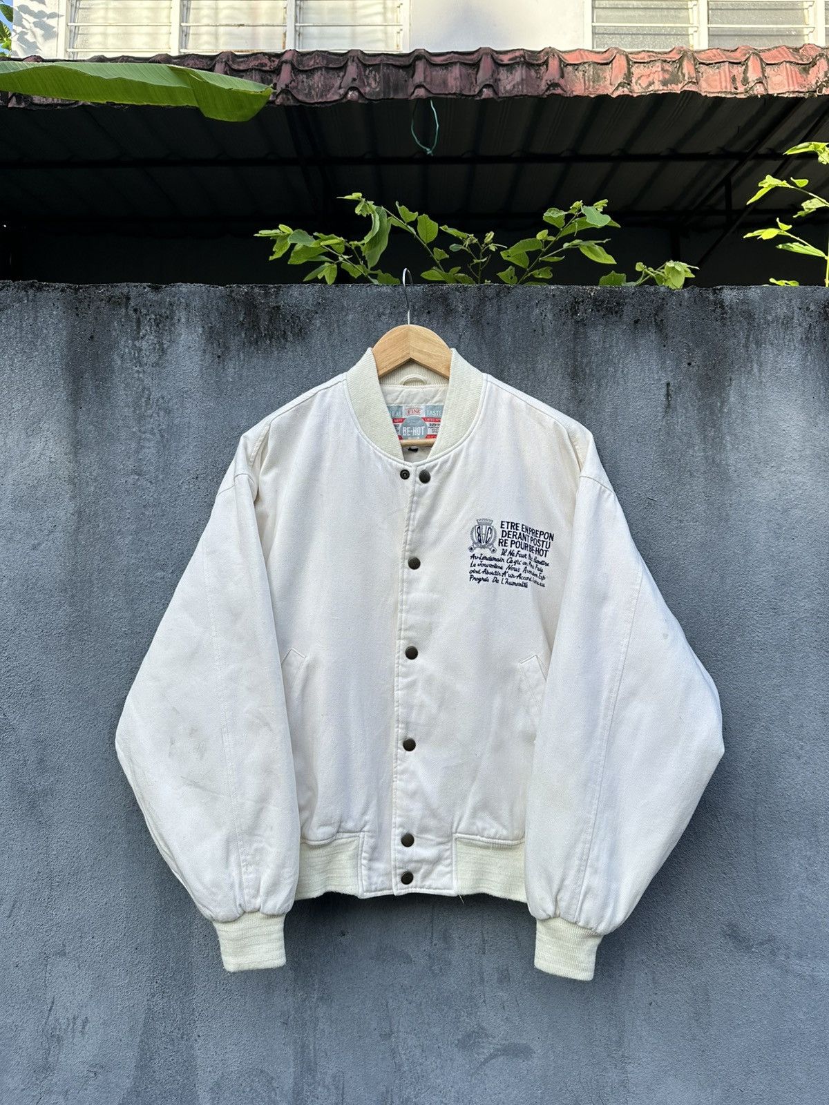 Vintage 👹Vintage BeHot Embroidery Logo Bomber Jacket Size US M / EU 48-50 / 2 - 1 Thumbnail