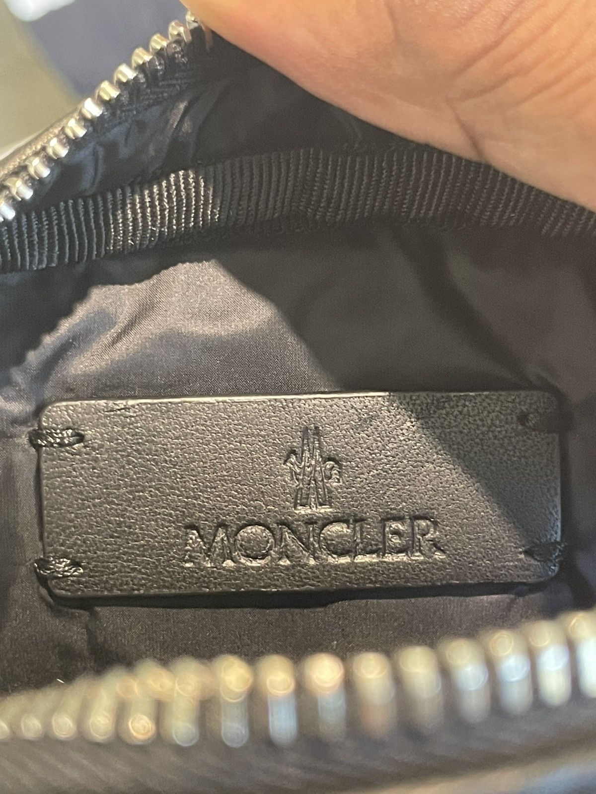 Moncler Moncler Leather Cross Body Bag Size ONE SIZE - 6 Thumbnail