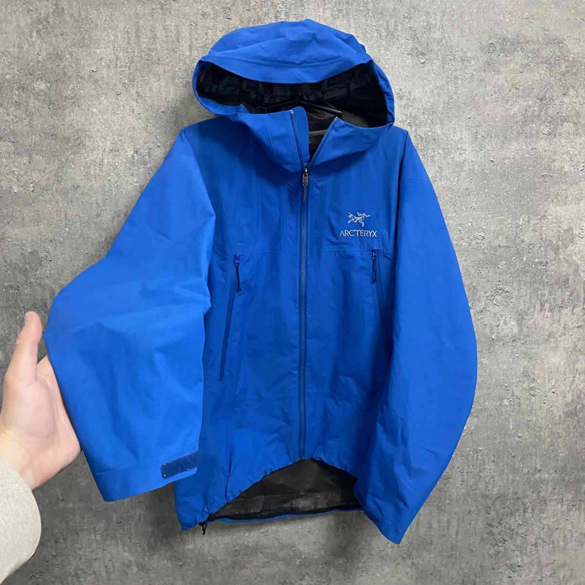 Arc'teryx Men's Arcteryx Beta Gore-Tex Jacket Size US M / EU 48-50 / 2 - 2 Thumbnail